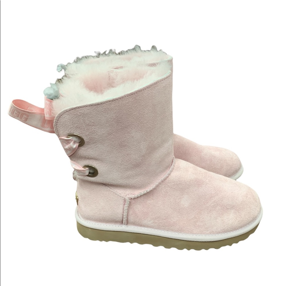 NWB UGG® Bailey Suede Bow II Water-Repellent Boots Sz 8 with customizable straps